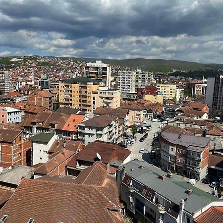 Centrum Apartments Pristina Esterno foto
