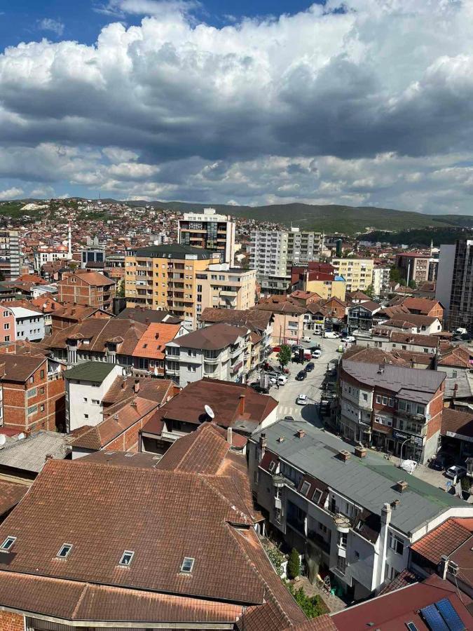 Centrum Apartments Pristina Esterno foto